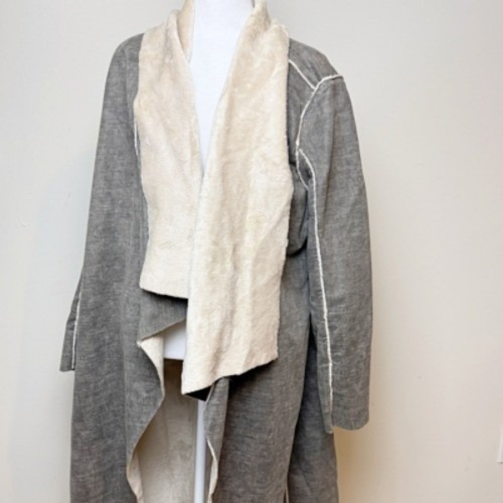 Amadi Boho Shearling Long Overcoat Womens Size L Open Front Gray USA Made